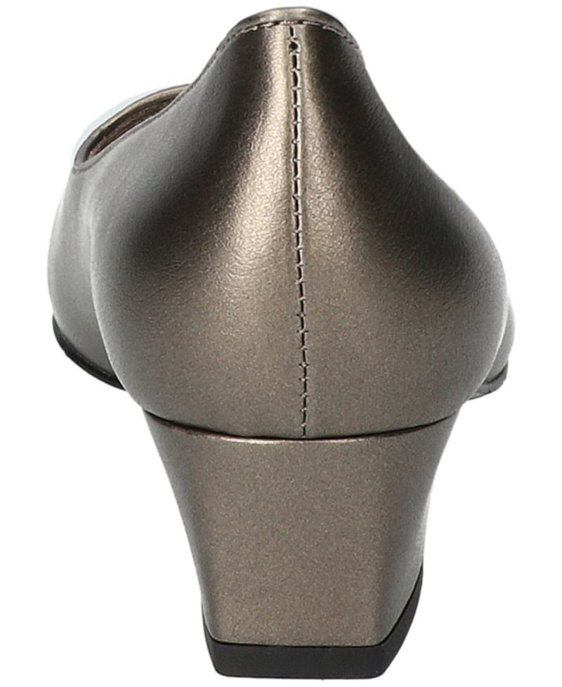 Women's Astrid Slip-On Pumps