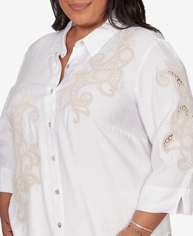 Plus Size Natural Wonder Scroll Soutache Button-Front Closure Top