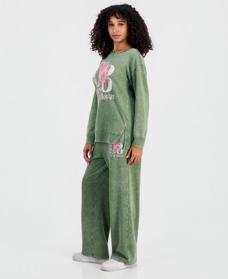 Juniors' Sweet Flowers Fleece Sweatpants
