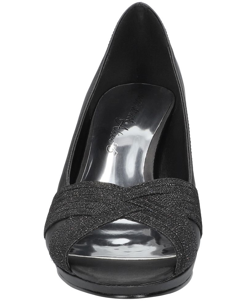 Women's Lavish Platform Pumps