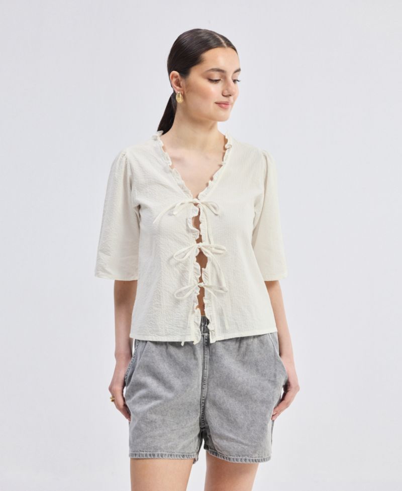 Women's Relaxed Fit Top With Ruffles and Front-Ties in Cream