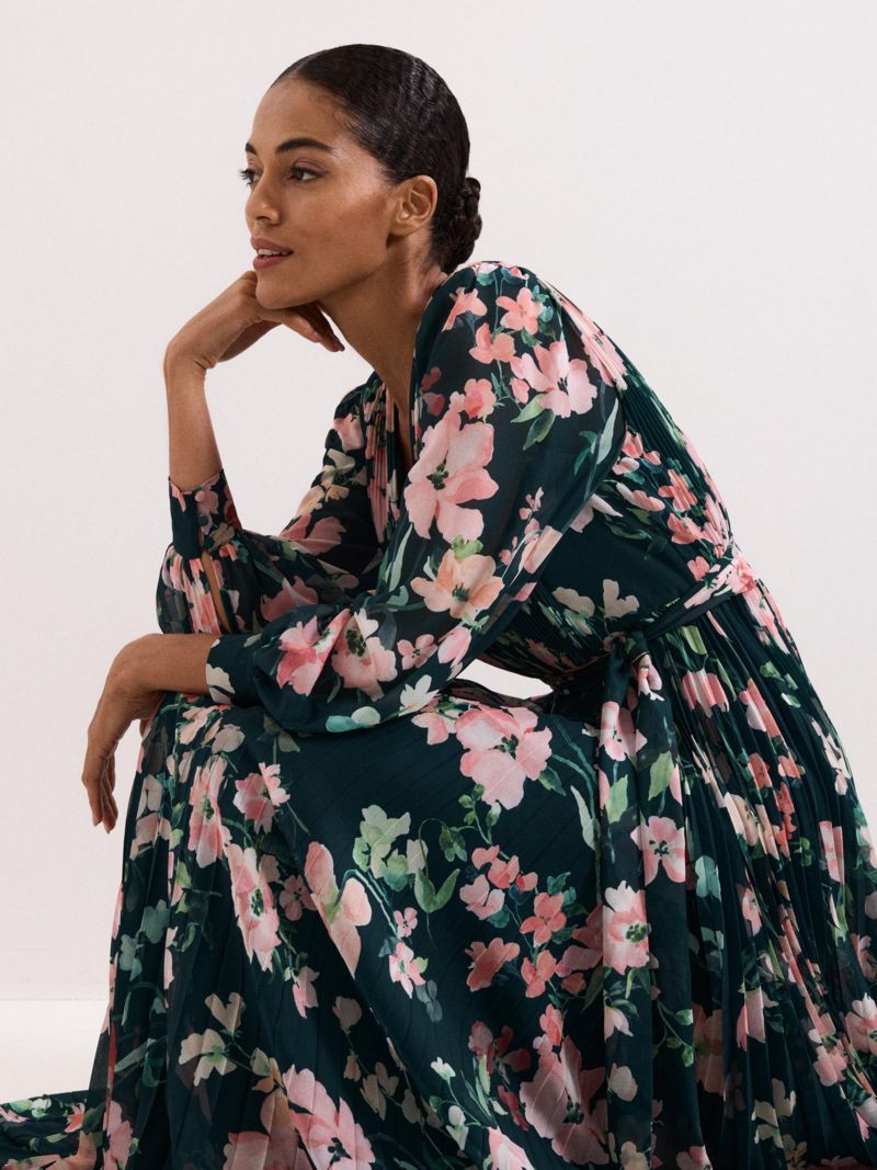 Women's Rosa V-Neck Floral Maxi Dress