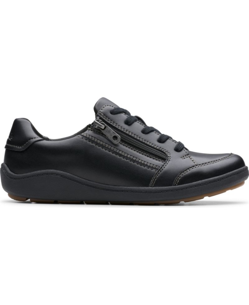 Women's Bryianne Bayla Round Toe Sneakers