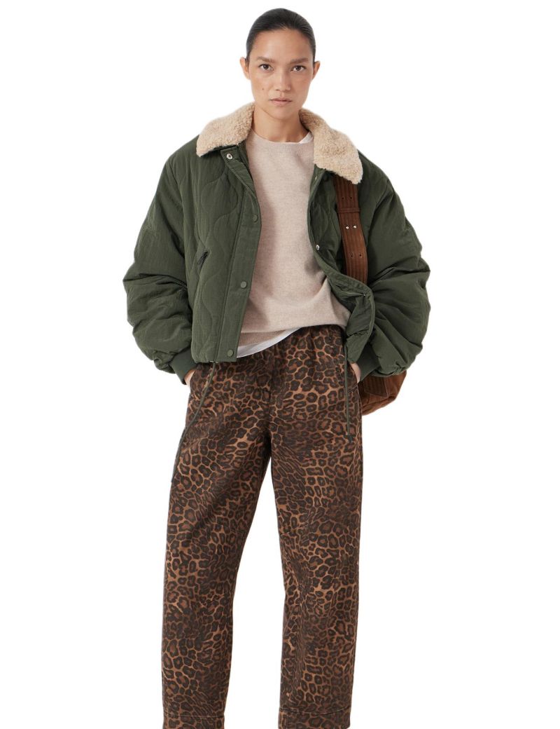 Women's Teddy Collar Quilted Bomber Jackets