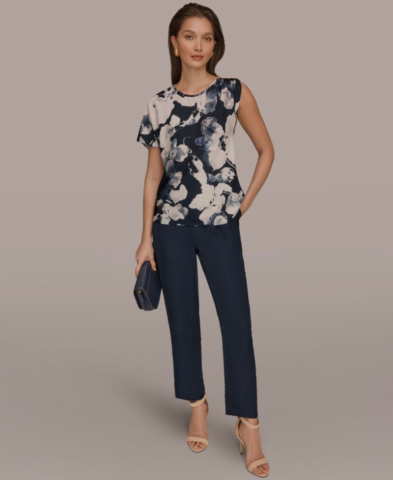 Women's Printed Scoop Neck Top