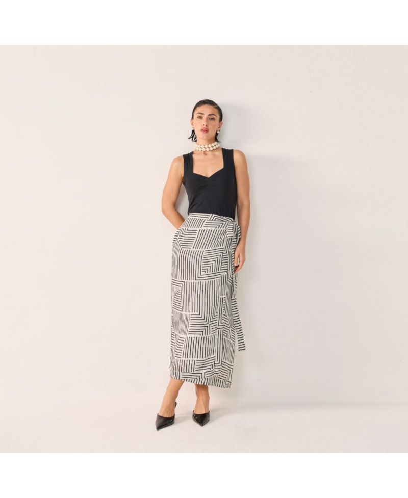 Women's Sweetheart Modal Neck Top