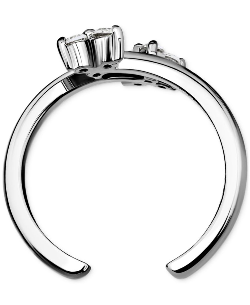 Triple Round Cubic Zirconia Cluster Adjustable Toe Ring