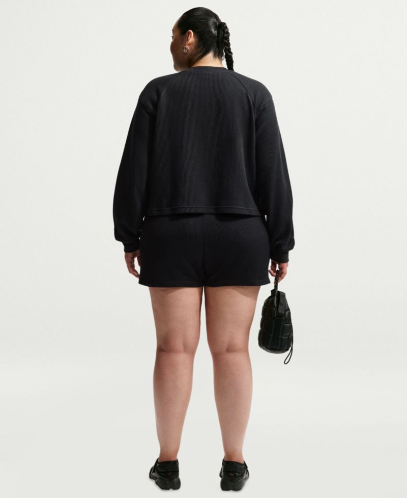 Plus Sportswear Chill Waffle Loose Mid-Rise Shorts