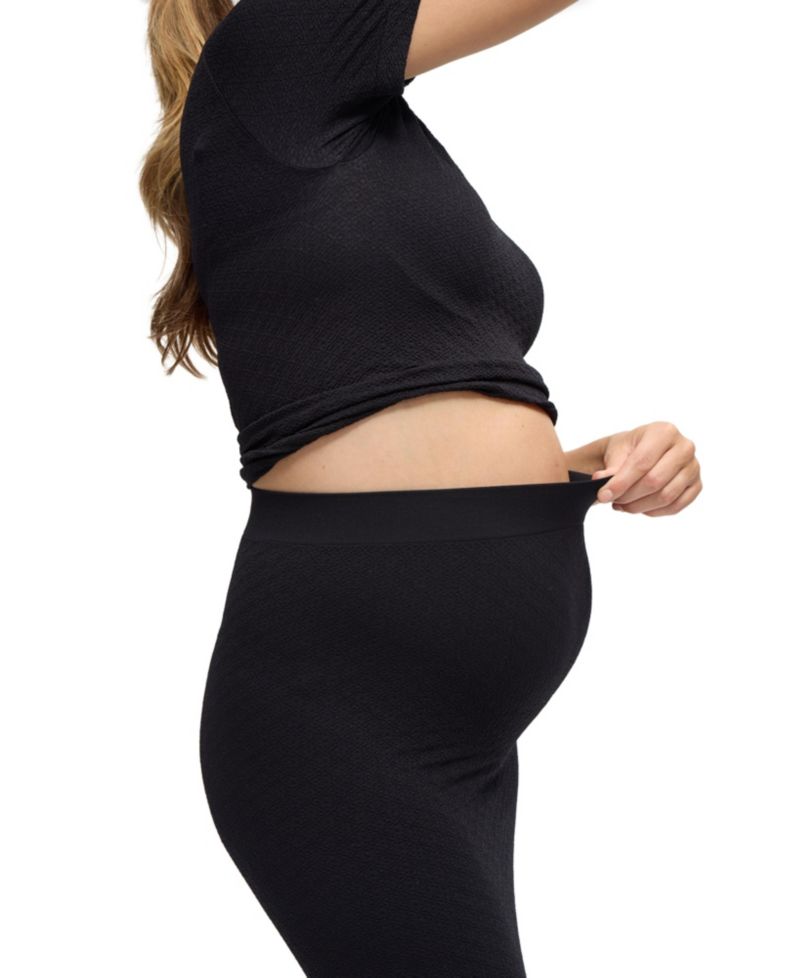 Maternity Ingrid + Isabel Seamless Rib Short Sleeve Top & Skirt Set.