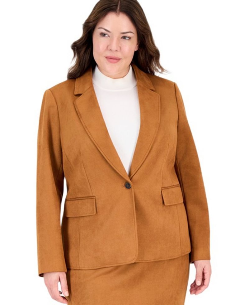 Plus Size Short Suede Blazer