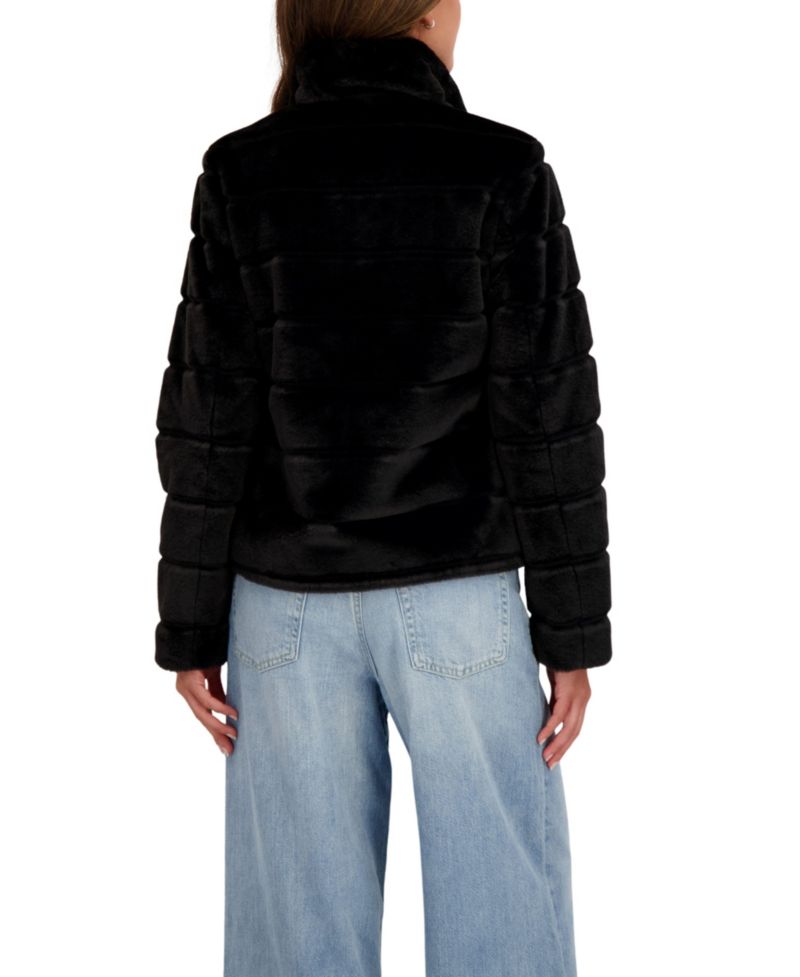 Women's Grooved Short Faux Fur Jacket