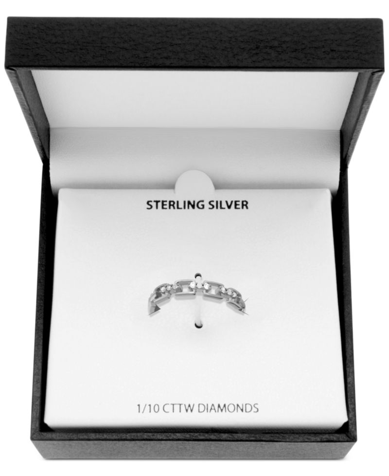 Diamond (1/10 ct. t.w.) Link Band Ring in Sterling Silver