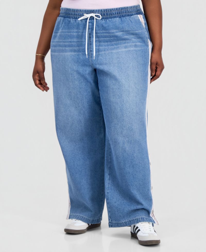 Trendy Plus Size Break Away Pull-On Wide-Leg Jeans