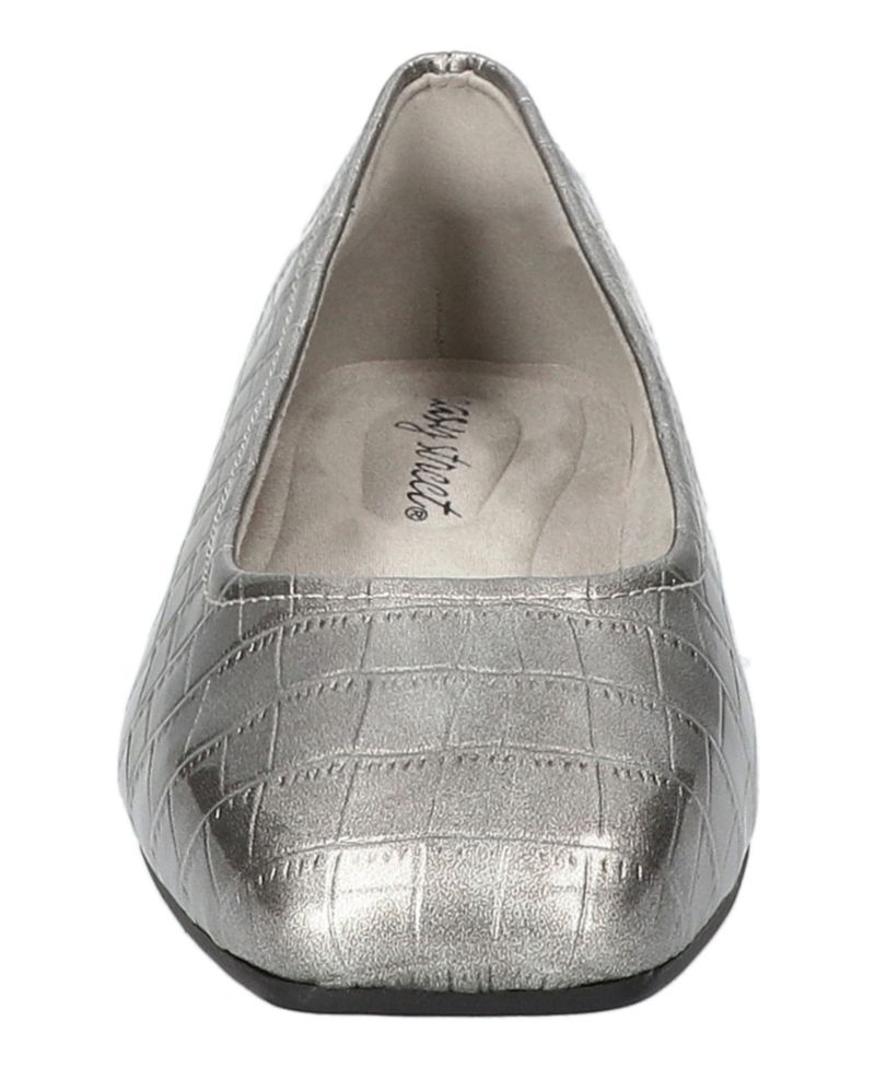 Women's Crescent Slip-On Ballet Flats