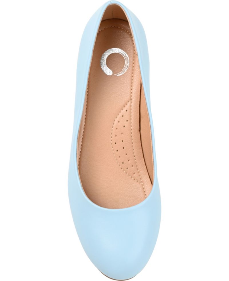 Women's Saar Round Toe Kitten Heel Pumps