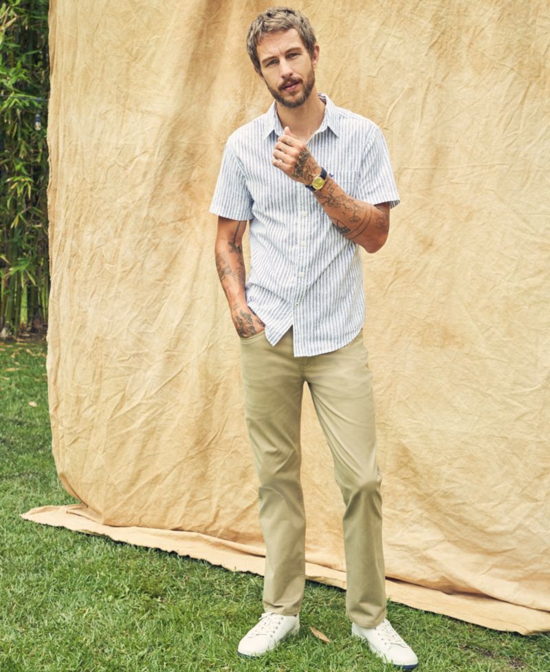 Men's Jean Cut Straight-Fit All Seasons Tech Khaki Pants