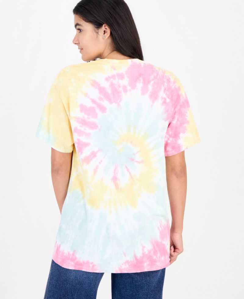Juniors' Snoopy Woodstock Printed Graphic T-Shirt