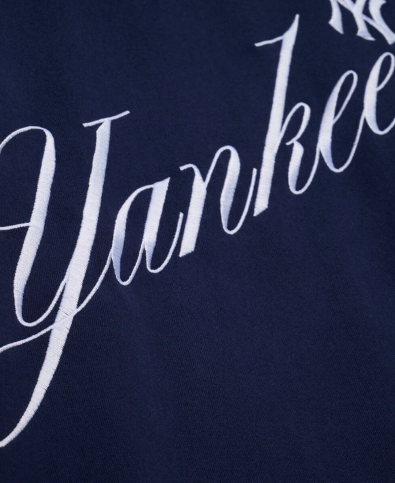 Women's Navy New York Yankees Script Sweatshirt
