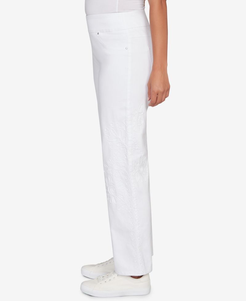 Petite Embroidered Stovepipe Pull On Jeans