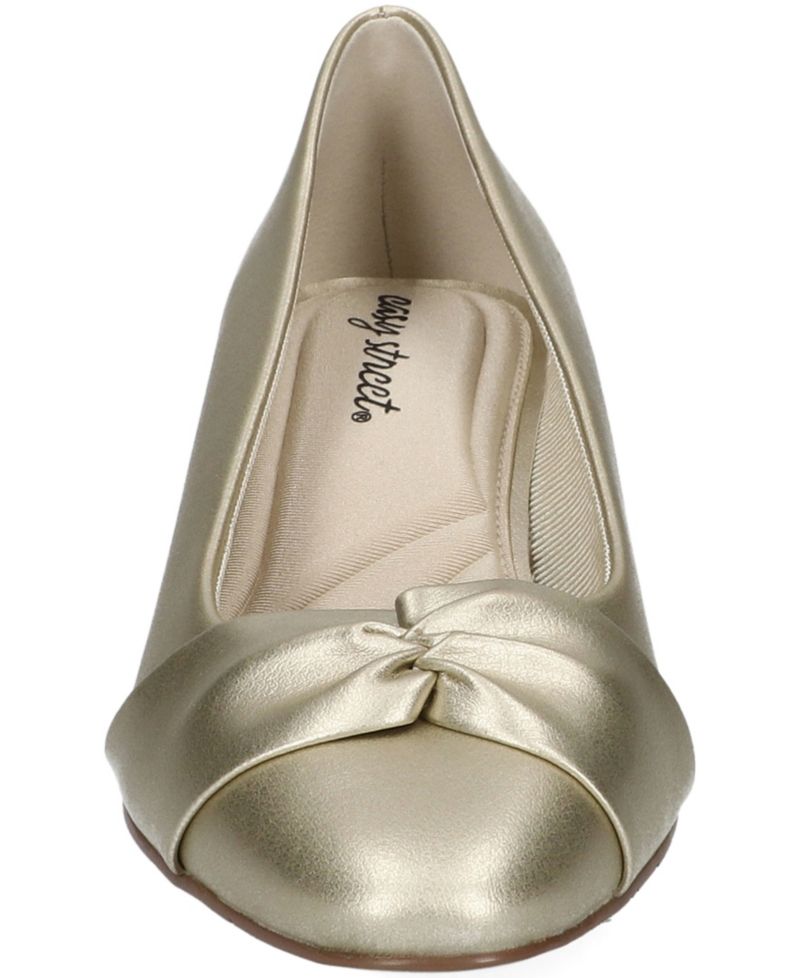Lyanna Women's Block Heel Pumps