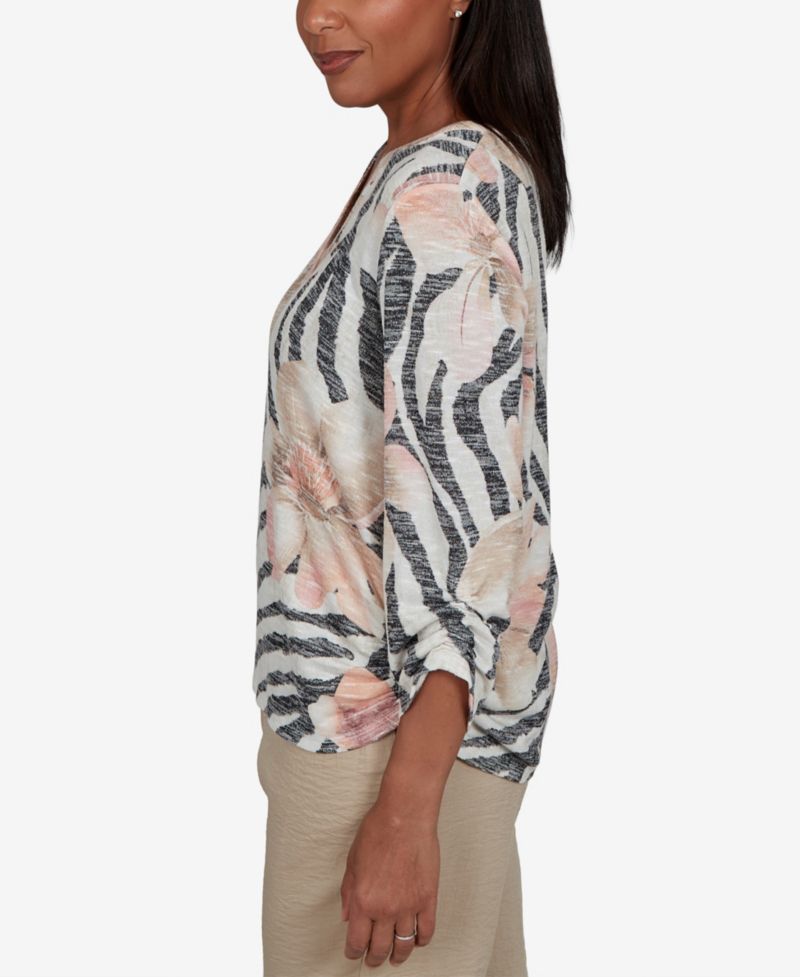 Petite Travel Advisory Animal-Floral Print 3/4-Sleeve Henley Top