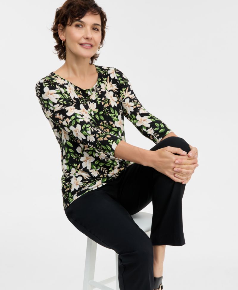 Women's Floral Bouquet Jacquard 3/4-Sleeve Top
