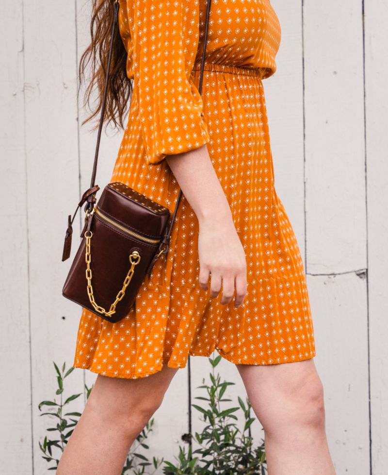 Oranda Slim Crossbody