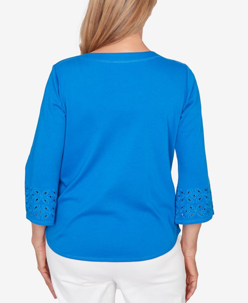 Women's Mykonos Eyelet Sleeve Solid Top with Necklace