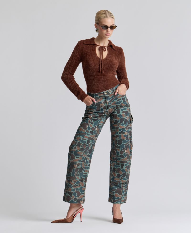 Women's Spread Collar Keyhole Sweater