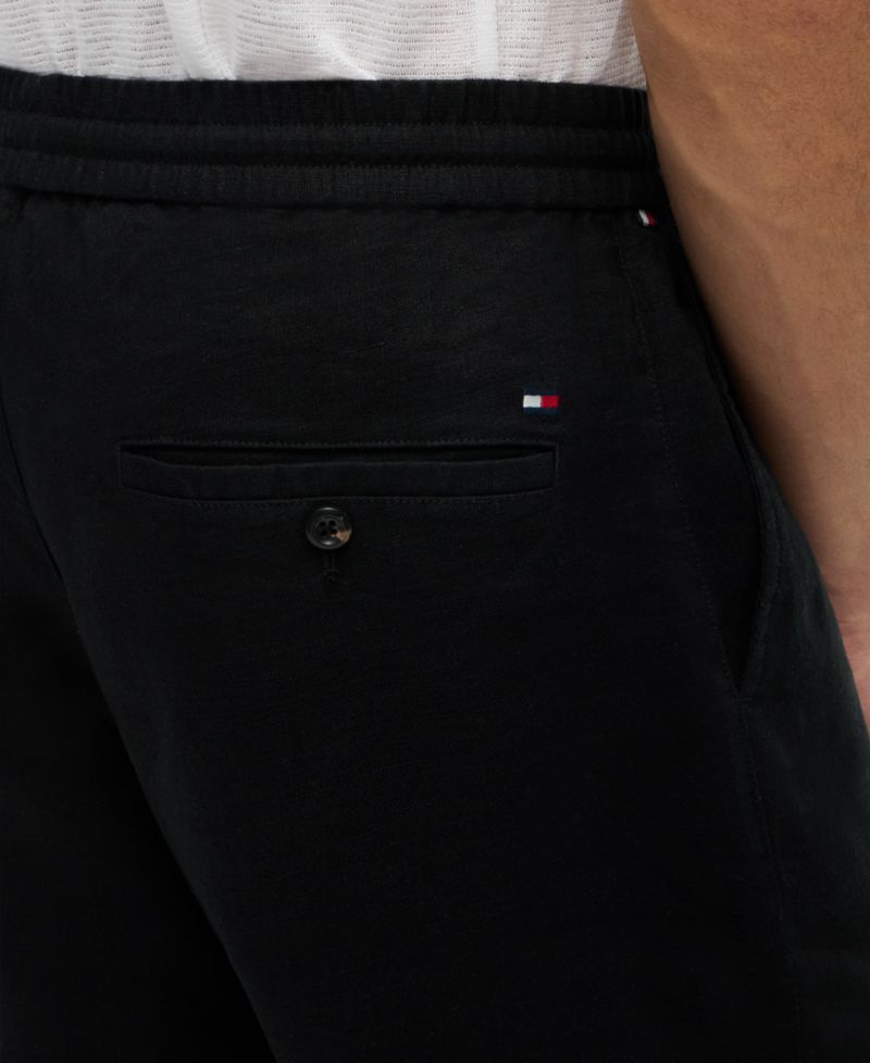 Men's Regular-Fit Shorts, 8" Inseam