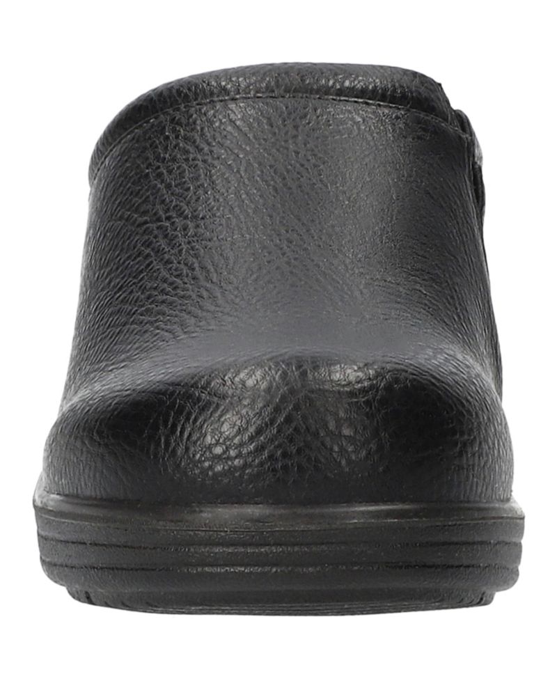 Women's Beck Slip-Resistant Round Toe Clogs