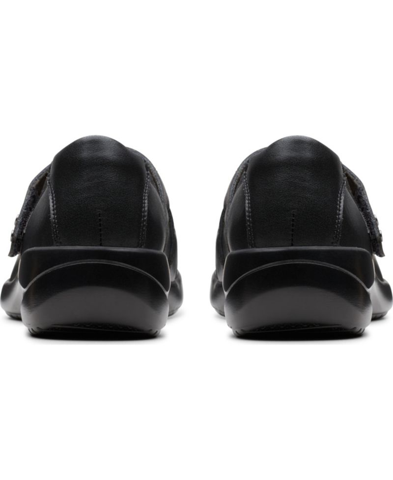 Women's Kaetlyn Jane Round Toe Flats