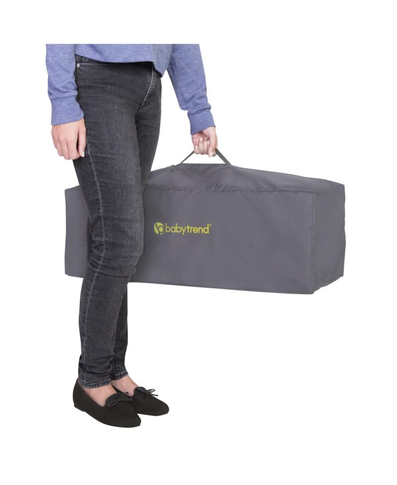 Portable Playard with Bassinet