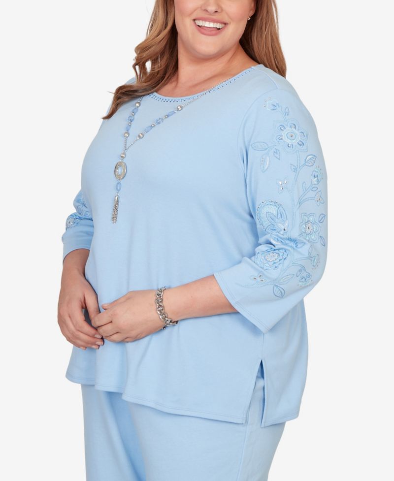 Plus Size Embroidered Floral-Sleeve Accent Top with Necklace