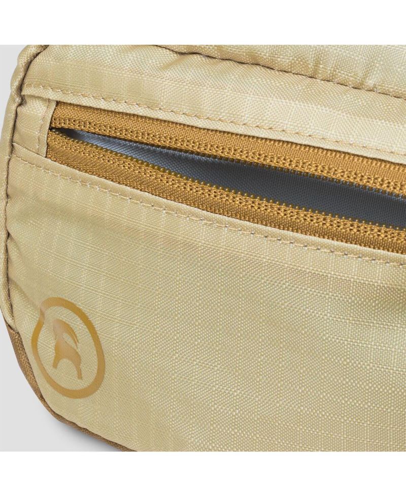 Destination 1L Hip Pack Lumbar Packs