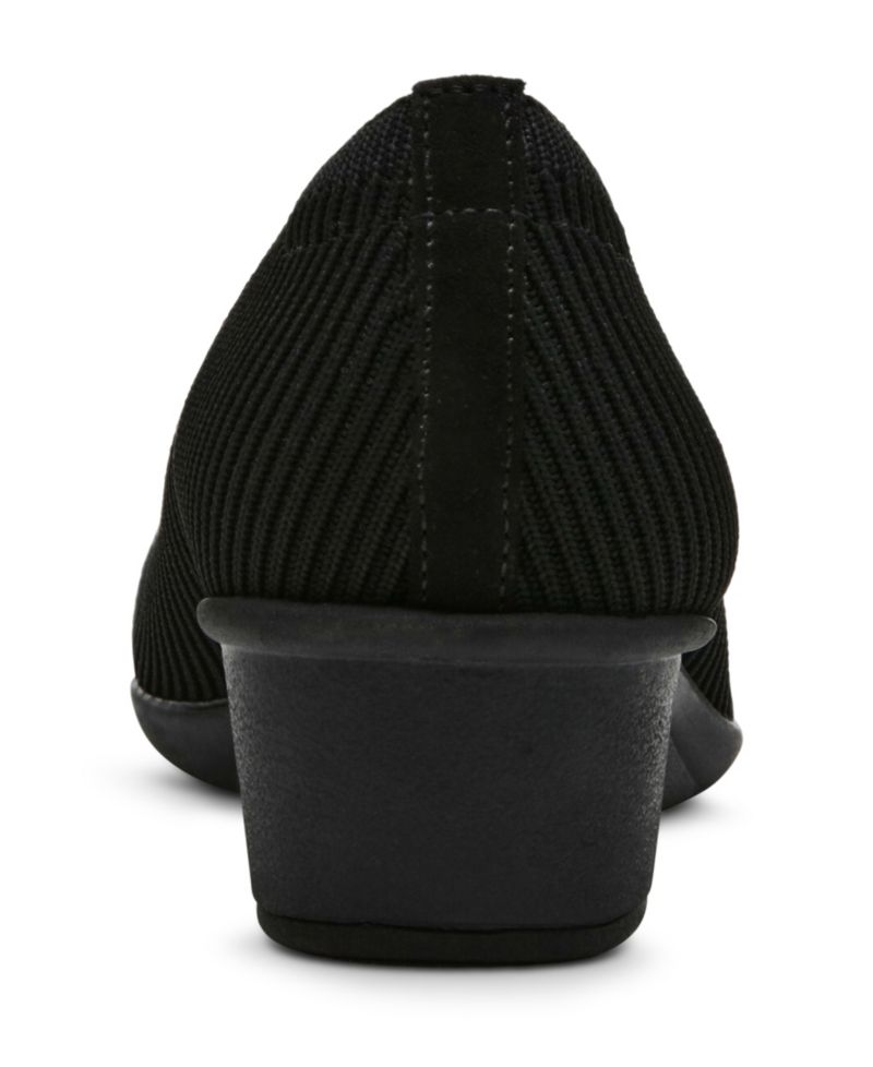 Women's Wisher Knit Wedge Pumps
