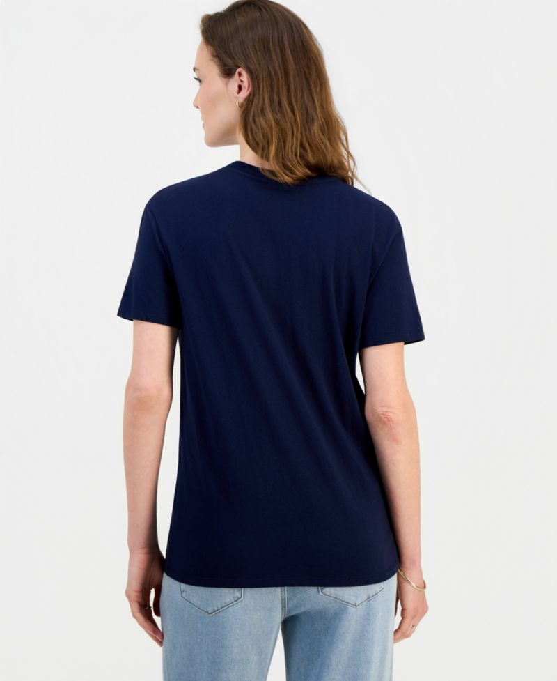 Juniors' Breaking Hearts Graphic-Print Tee