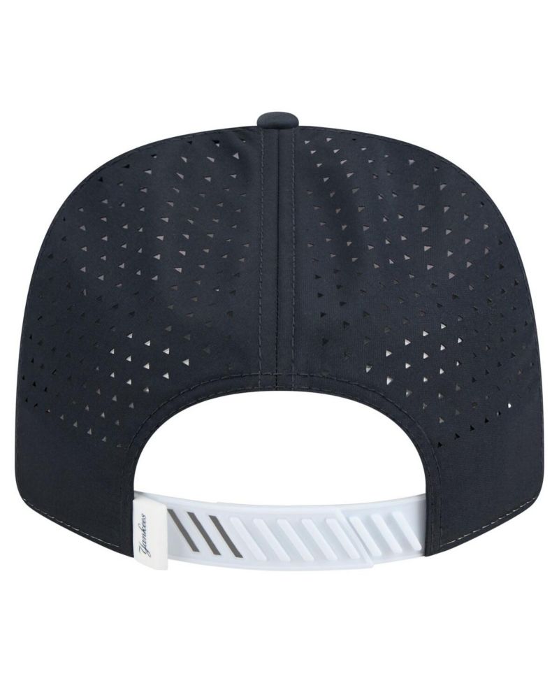 Men's White/Navy New York Yankees Established Patch 9SEVENTY Adjustable Hat