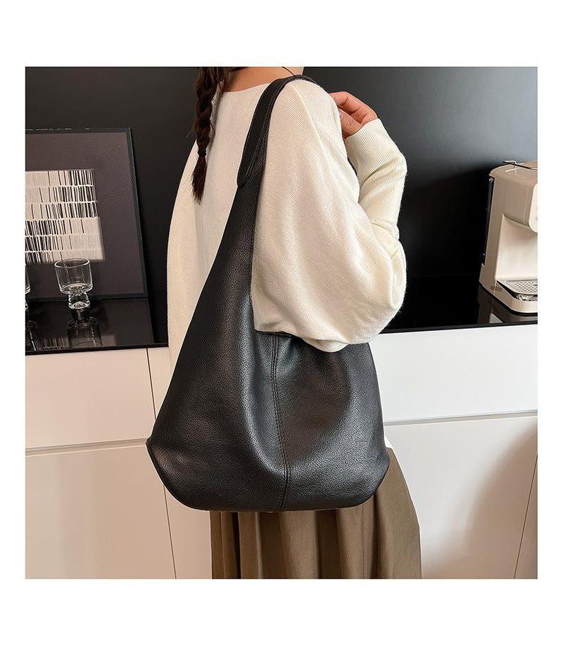 Arc Leather Crescent Hobo Bag Soft Pebbled Shoulder Bag Casual Slouchy Handbag