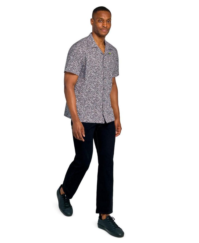 Men's Regular Fit Performance Stretch Short Sleeve Camp Shirt