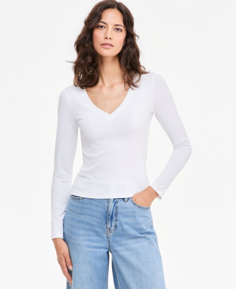 Women's Long Sleeve Cropped V-Neck Meet & Greet T-Shirt