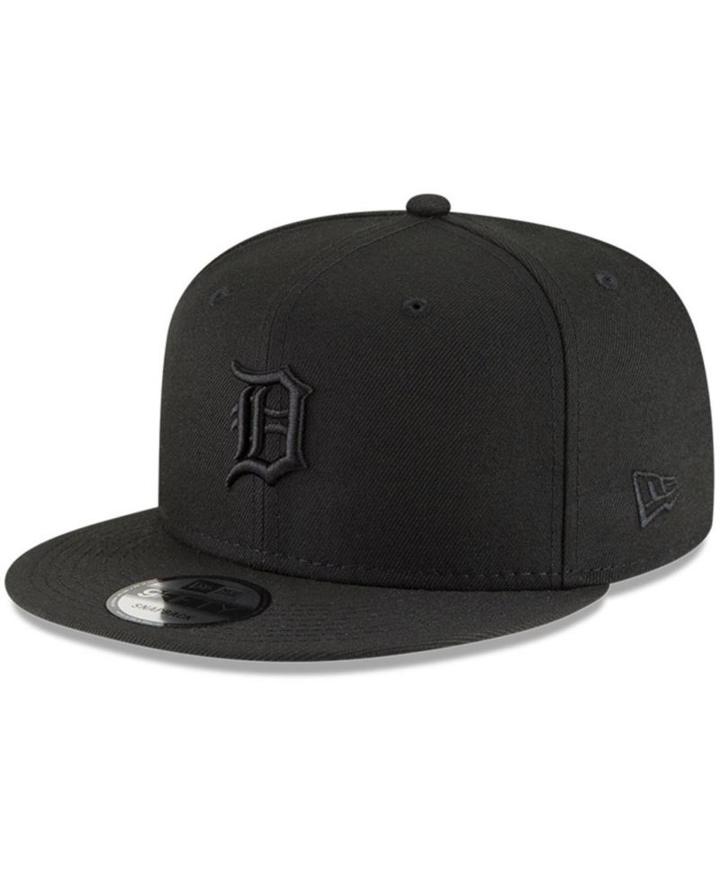 Men's Detroit Tigers Black on Black 9FIFTY Snapback Hat