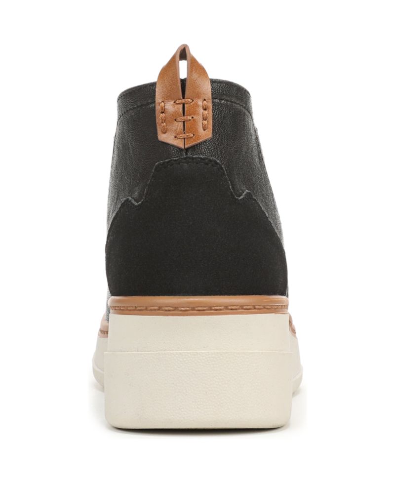 Women's Charming Chelsea Short Boots