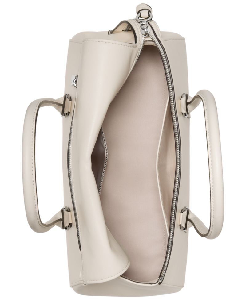 Bond Medium Smooth Leather Shoulder Bag