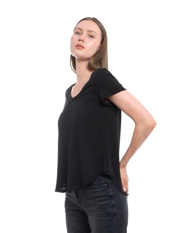 Women's Clothing Short Sleeve Shrunken V-Neck Shirttail Tee