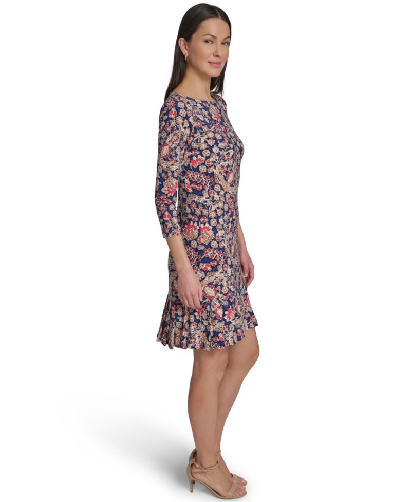 Women's Boat Neck Pleated Hem Dress