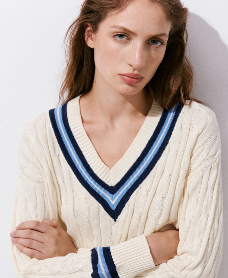 Women's Cable-Knit V-Neck Sweater