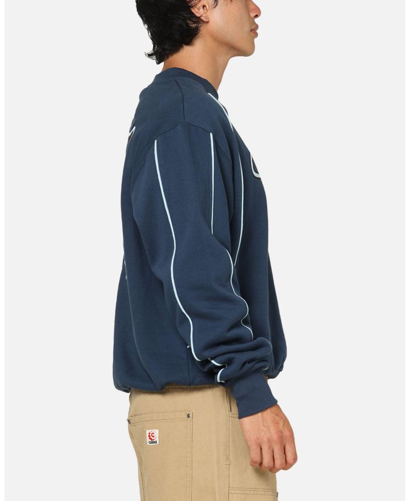 Men's International Star Crewneck