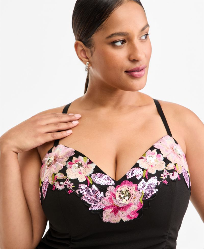 Plus Size Scuba Body-Con Sequined Embroidery Gown