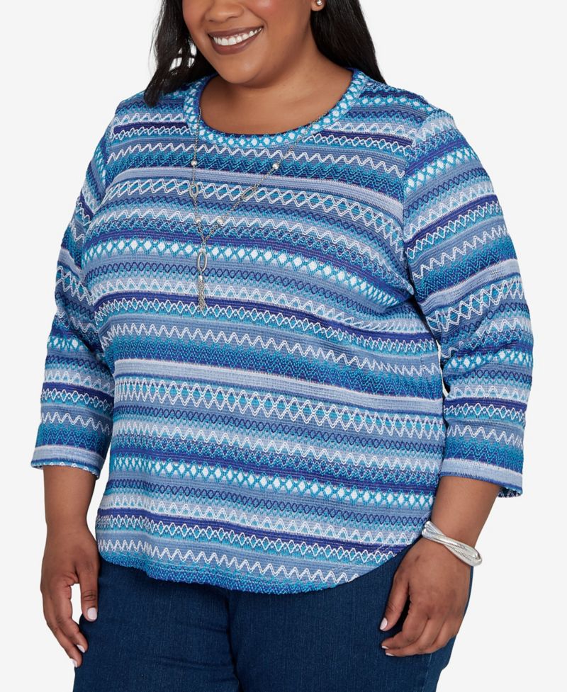 Plus Size Classic Textured Stripe Knit Top with Necklace
